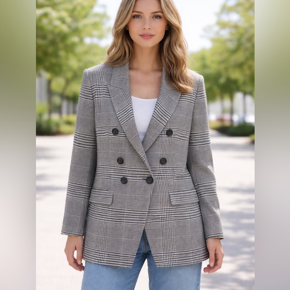 H&M Women's Brown and Beige Plaid Blazer